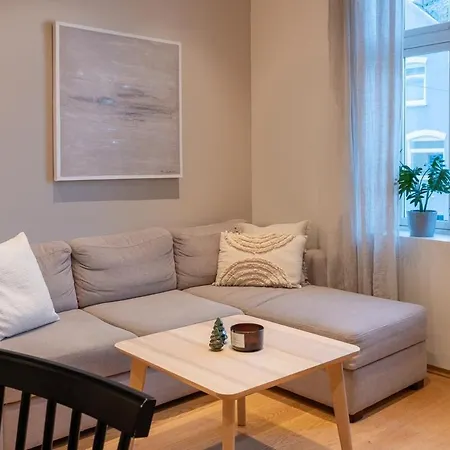Renovated 3 Room Home In Historical Sandviken Bergen Exterior photo
